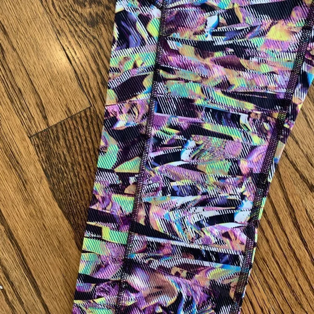 NWT New LULULEMON Sea Wheeze Seawheeze Fast & Free Black Rainbow SPNC 6 or 8